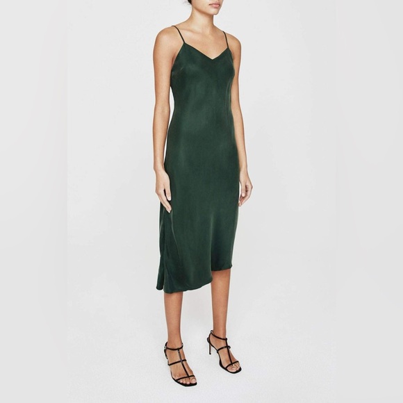 Wilfred Dresses & Skirts - Wilfred Slip dress- Mediun